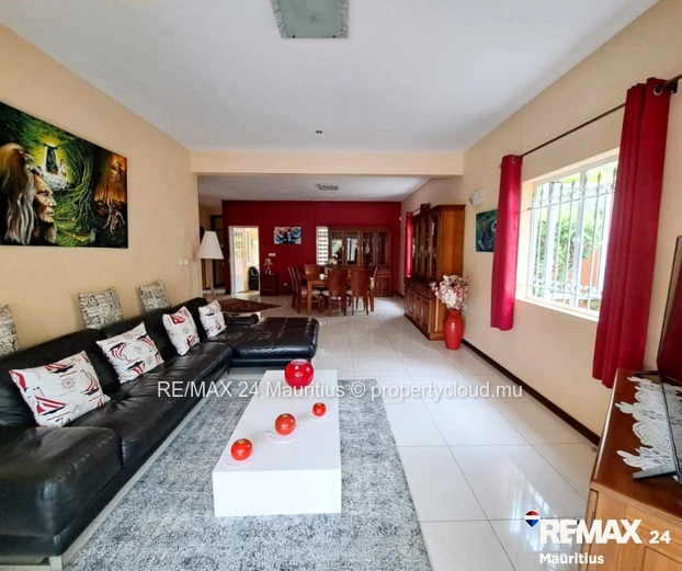 Fully furnished and secured house in an exceptionally welcoming healthy environment.