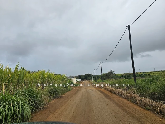 A Vendre, Terrain Commercial,  Autoroute Trianon