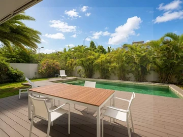 4 Bedroom Villa