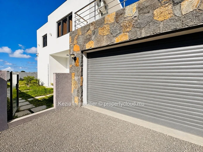 Une Villa Contemporaine Et Familiale Aux Volumes Généreux