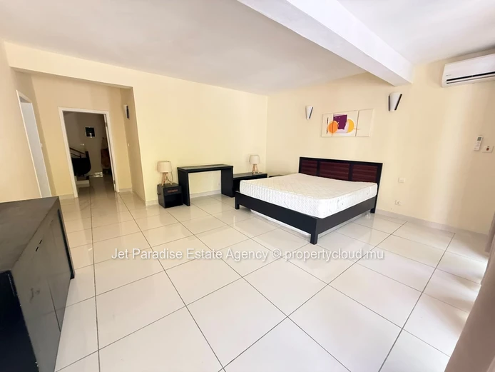 Modern 4-Bedroom Townhouse with Private Pool in Gated Community 