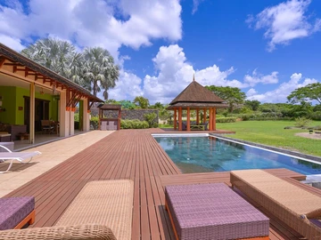 4 Bedroom Villa