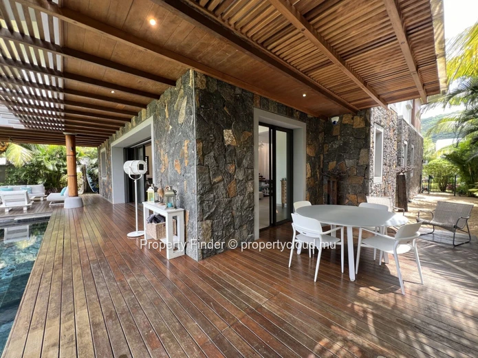 Exceptional Waterfront Villa in Mauritius' Premier Residential Marina