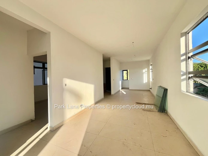 Appartement contemporain de 2 chambres à Vieux Quatre Bornes