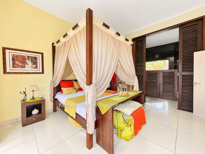 A Unique Villa With Exotic Accents
