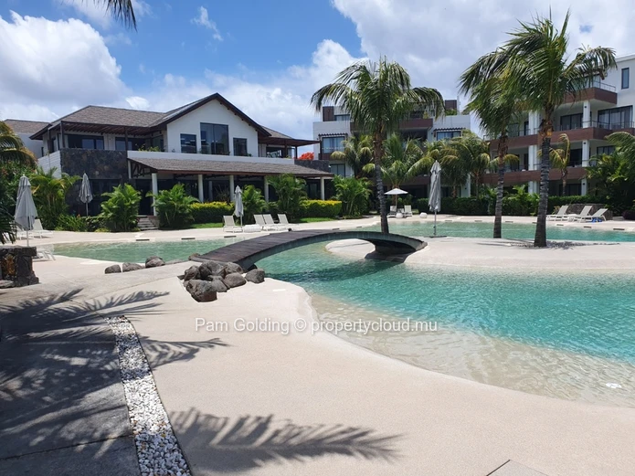 Luxurious 3 Bedroom Penthouse with Jacuzzi | Grand Baie 