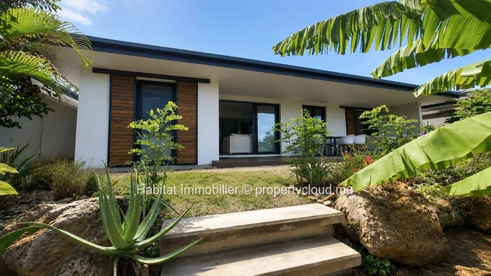 To rent: Villa of 100 m² in Cap Marina Residence in Cap Malheureux