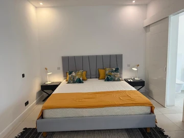 4 Bedroom Villa