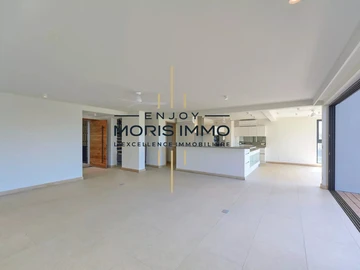 4 Bedroom Apartment