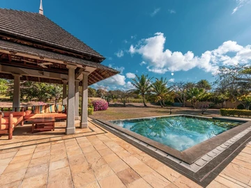 4 Bedroom Villa