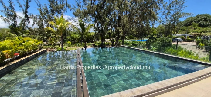 Beachfront 3-Bedroom Apartment For Short-Term Rental – Grand Gaube