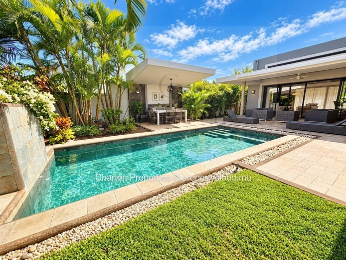 Villa 3 chambres en suite - Le raffinement tropical à Royal Park