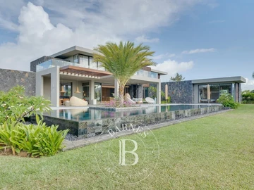 4 Bedroom Villa