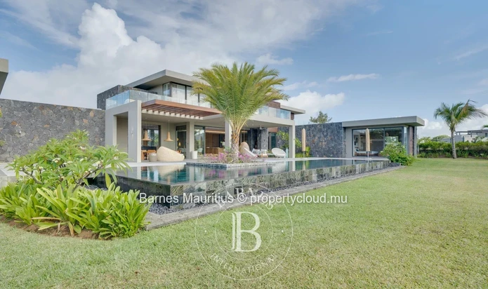 BEAU CHAMP - High end villa in a golf domain - 4 bedrooms