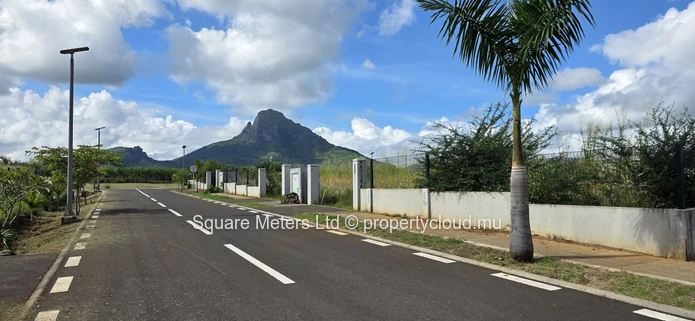 Terrain résidentiel de 759 m² à vendre à Flic en Flac (Mandat exclusif)