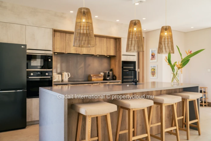 Exceptional Villa in Anahita, Mauritius – Panoramic Views Over Golf and Mountains