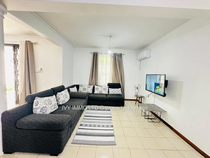 Duplex For Rent – Pereybère