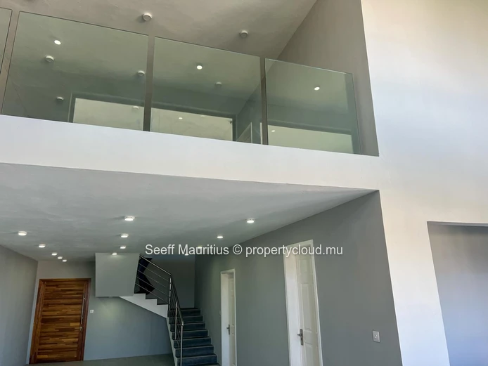 Exceptional Two-Level Penthouse – Flic en Flac | Sea View | Plunge Pool