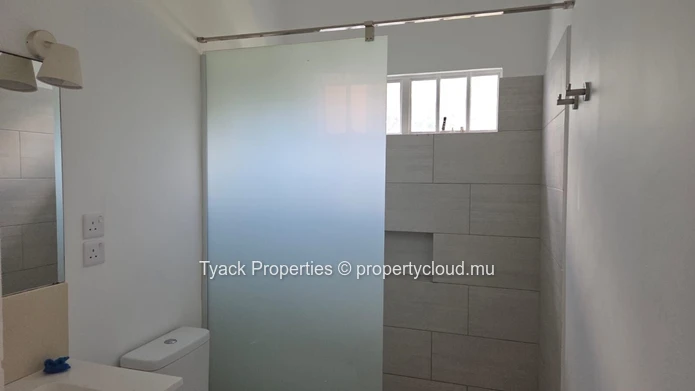 3-bedroom house with swimming pool for sale in Pointe aux Canonniers