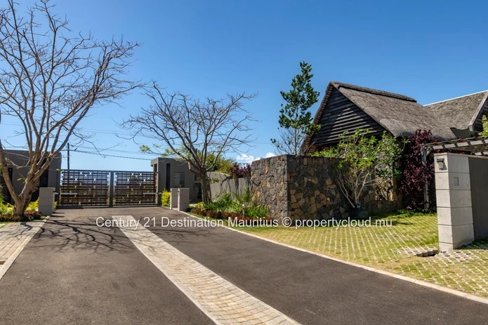 A Vendre - Nord - Villa 3 Chambres | Villa Eco Responsable Piscine | Petit Raffray | Accessible Aux Etrangers Res