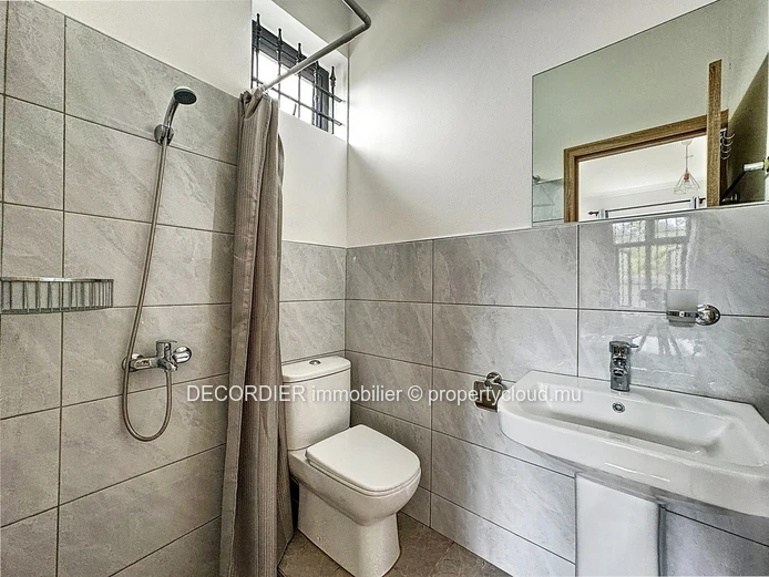 Appartement neuf situé au rez-de-chaussée à 6 min à pieds de Grand Baie La Croisette (Mandat exclusif)