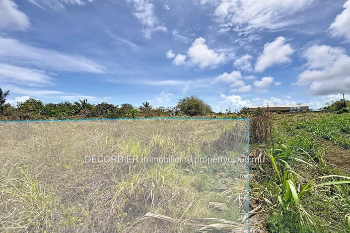 Agricultural land in a green setting in Mont Mascal
