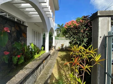 6 Bedroom House