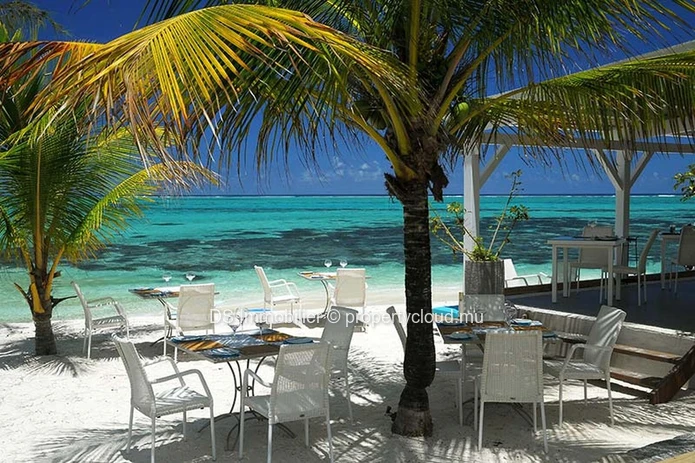 Accessible To Foreigners - Pds Townhouse For Sale - Pointe D'esny