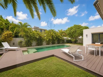 4 Bedroom Villa