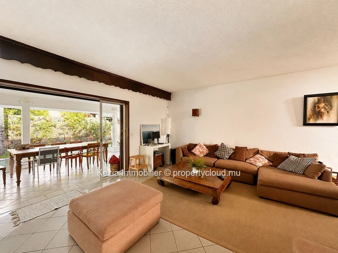 Balinese-Inspired Villa In Pointe Aux Canonniers