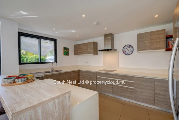 A rare property, both elegant and private, fully dedicated to an exceptional lifestyle