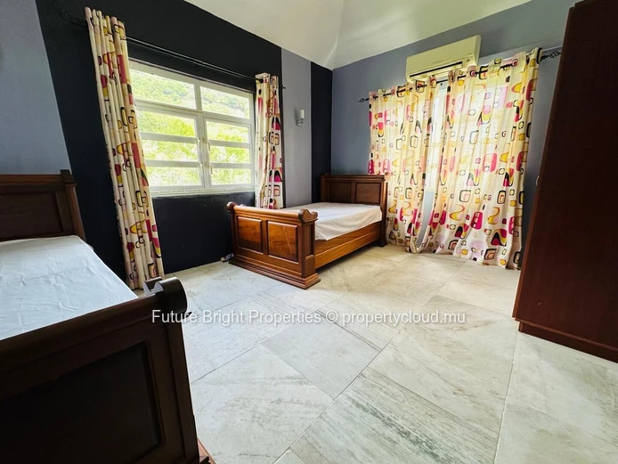 Superbe Maison avec Vue Panoramique à La Gaulette