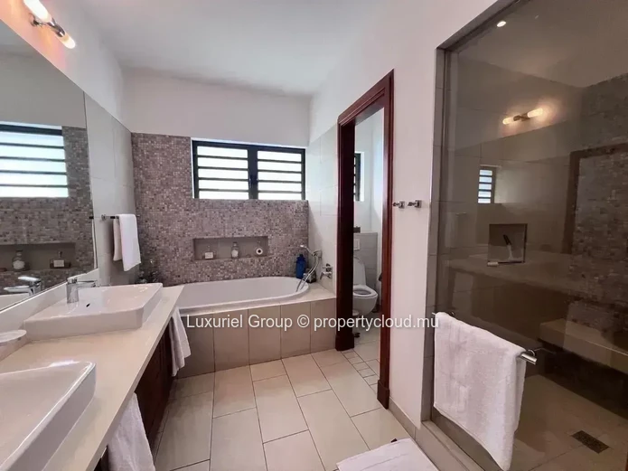 Splendid Penthouse With View Of Coin De Mire
