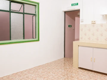 5 Bedroom Apartment