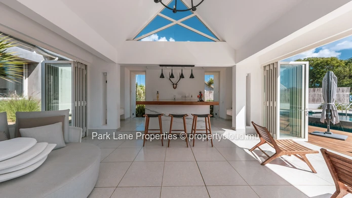 Villa Contemporaine avec Vue Imprenable sur la Montagne