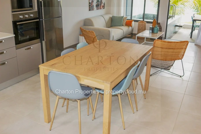 Appartement de prestige de 3 chambres au premier étage avec terrasse au cœur de Rivière Noire