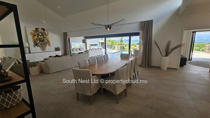 Penthouse élégant entièrement meublé avec piscine privée et vues panoramiques – Nord de l'île Maurice
