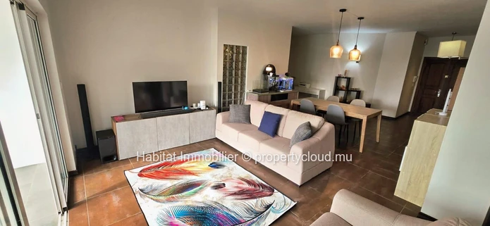 To rent: Apartment of 146 m² in Floréal