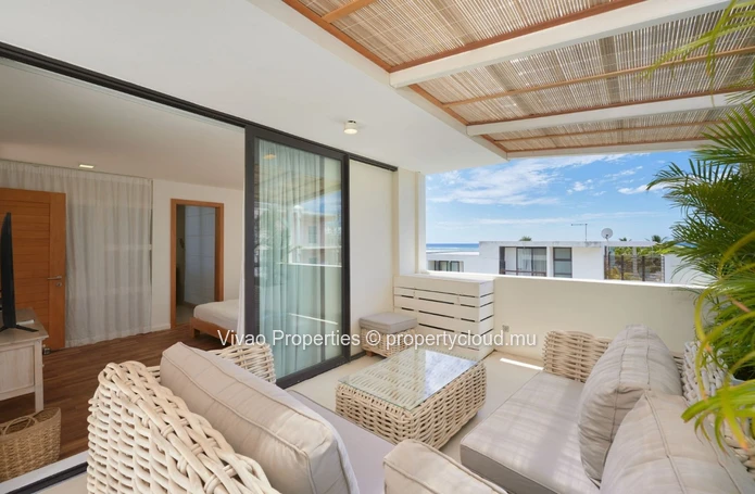 Luxury Penthouse with Stunning Views and Amenities in Mon Choisy - 158m², 3 en-suite Bedrooms, Communal Pool - 525 000€!