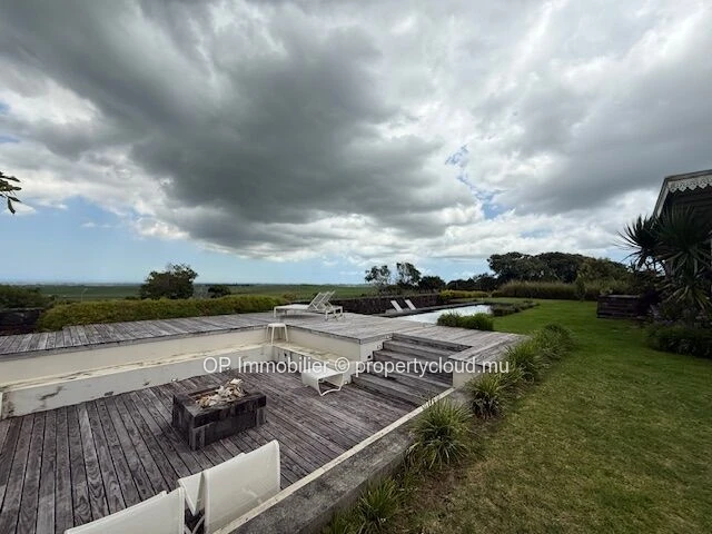 Spacious 3-Bedroom House for Sale in Mont Piton with Private Pool on 1,560m² Land