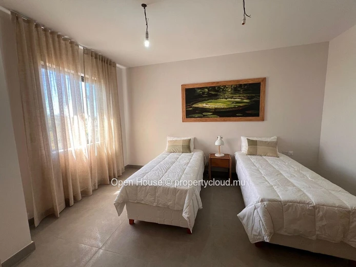Appartement meublé de 165 m² avec piscine à Trou aux Biches