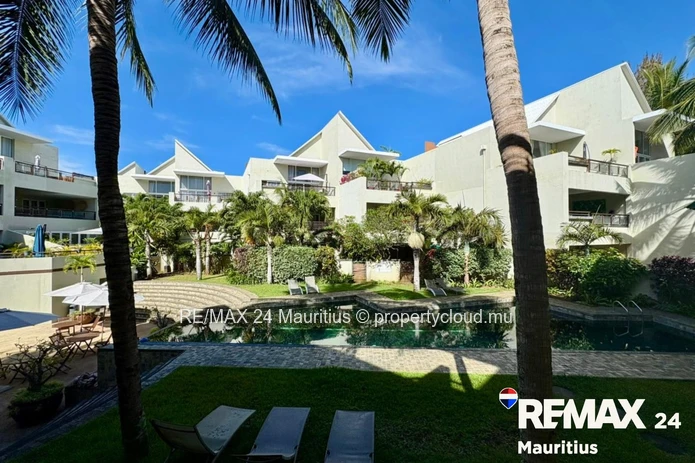 Modern 3-Bedroom Penthouse for Sale in bain Boeuf