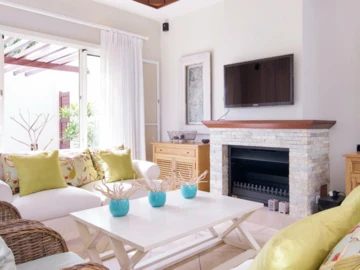 4 Bedroom Villa