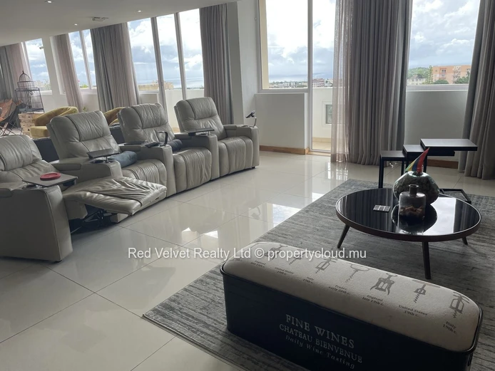 Luxury Duplex Penthouse – 570sqm Interior with 165sqm Rooftop Terrace & Mountain Views