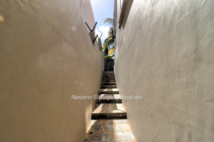 Renovated villa of 3 bedrooms close to the beach