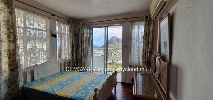 Duplex for Sale, Sodnac 