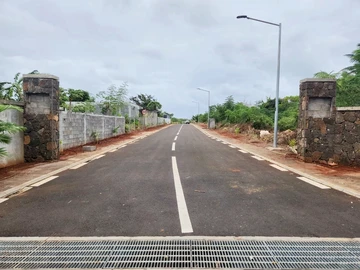 Commercial Land