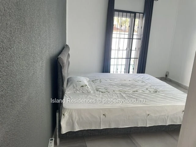 Modern fully furnished property with 2 apartments, pool and garage