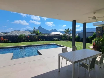 4 Bedroom Villa