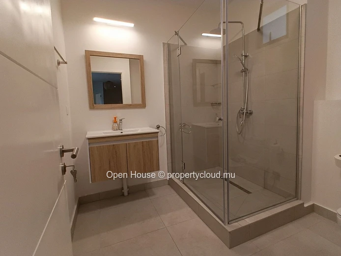 Location appartement meublé 2 chambres 60m² à Tamarin, Smart City